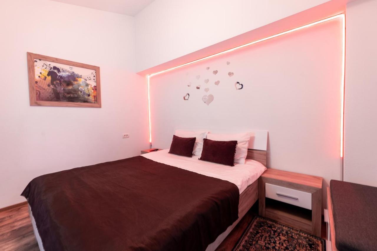 Nice & Cozy Apartments Timisoara Esterno foto